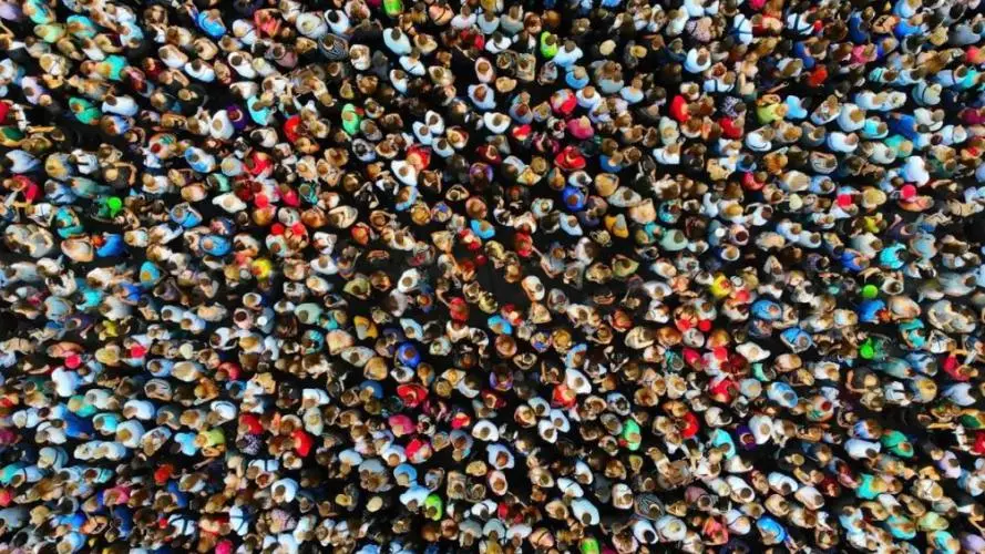 crowd photo  new scientist article